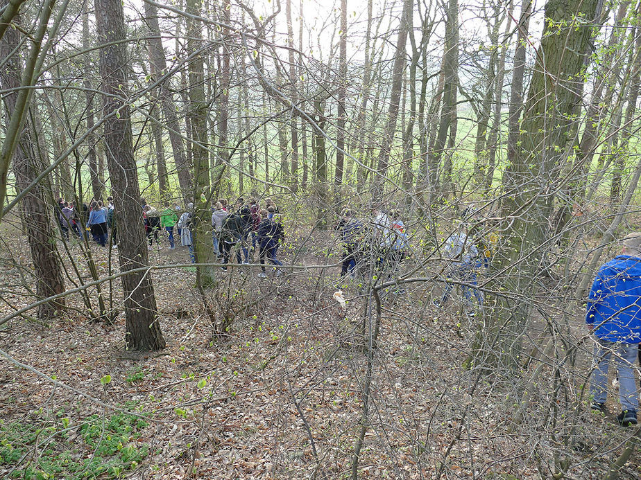 Ökumenischer Jugendkreuzweg in Naumburg (Foto: Karl-Franz Thiede)